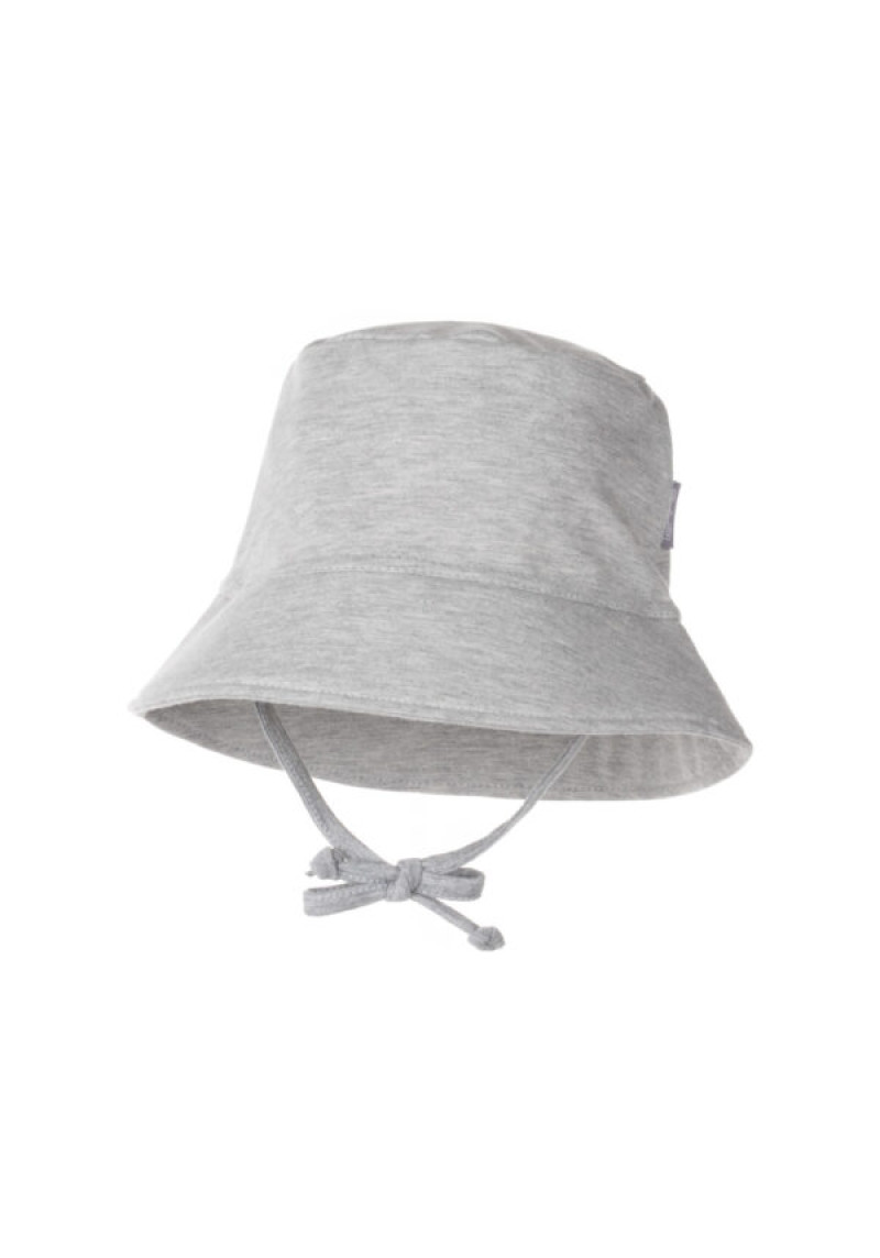 Lenne Pelēka vasaras cepure